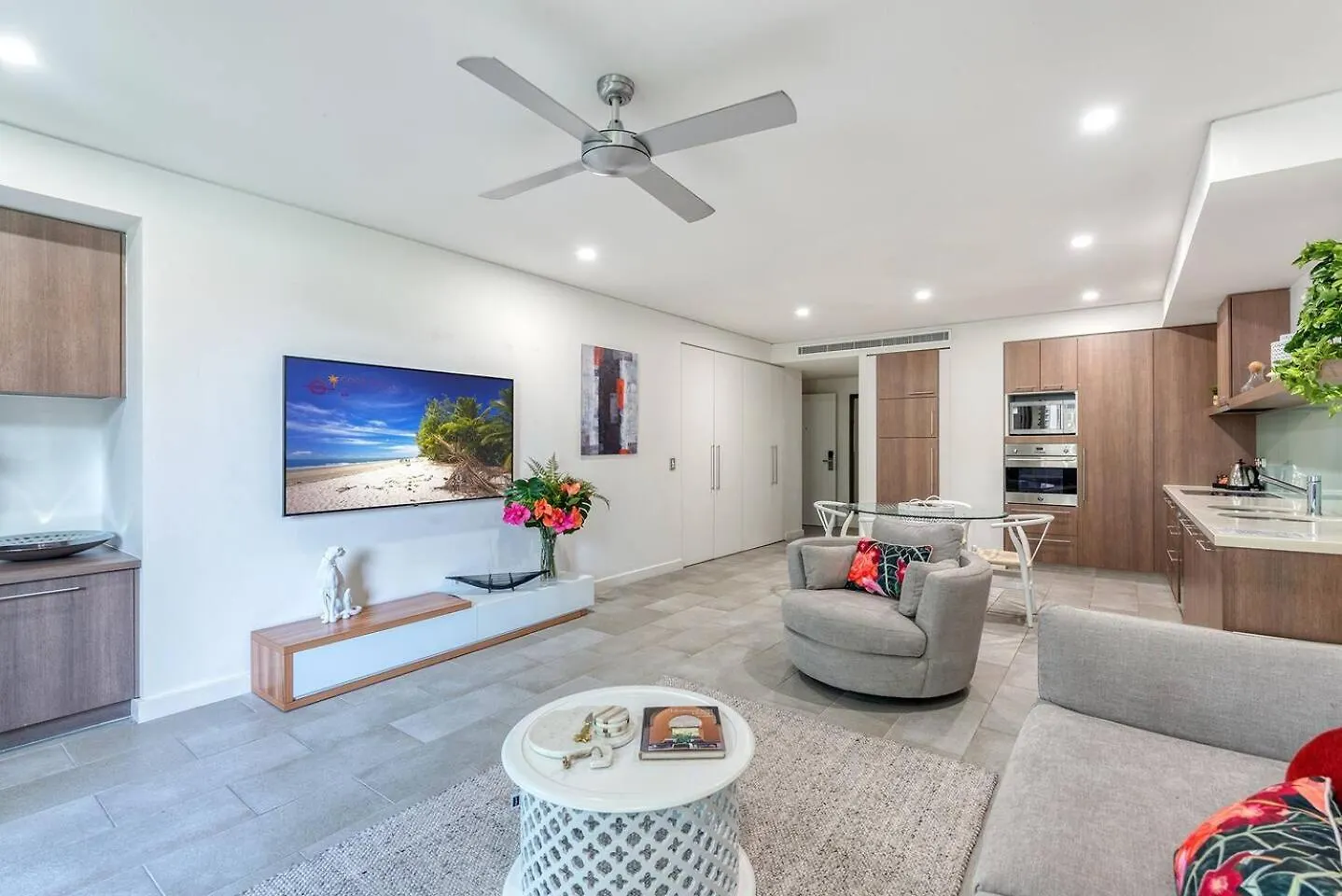 פאלם קוב 'Hibiscus Haven' Resort-Style Chic By The Beach דירה