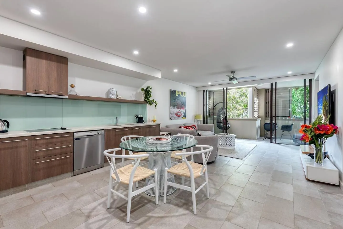 פאלם קוב 'Hibiscus Haven' Resort-Style Chic By The Beach